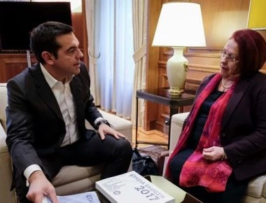 Τα σχόλια στο διαδίκτυο για τη συνάντηση του Πρωθυπουργού με την Γενική Επιθεωρήτρια Δημόσιας Διοίκησης